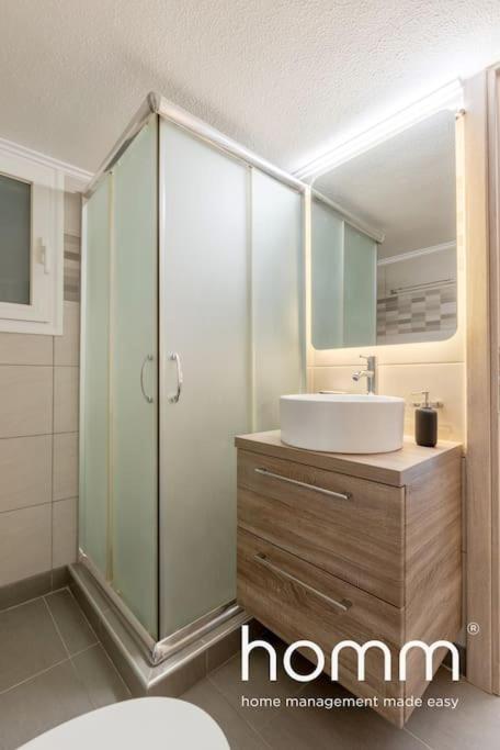 Cute Homm 2Bdr Apartment In P Faliro Thiseos Str Atene Esterno foto